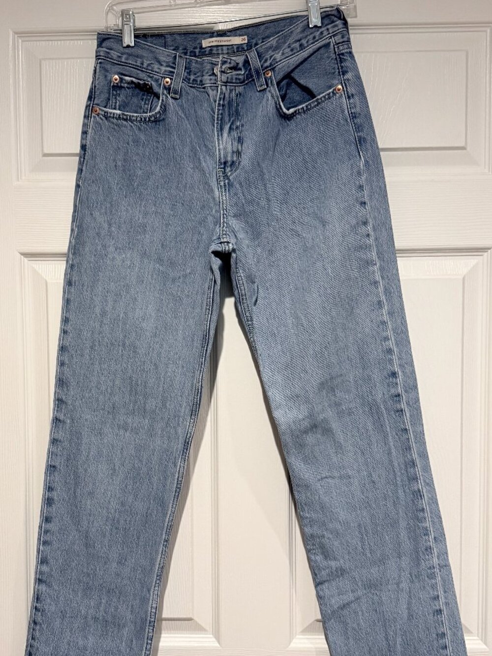 Women's Levis Low Pro Straight Jeans- size 26